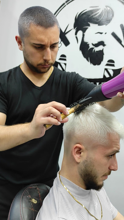 SİHİRLİ ELLER ERKEK KUAFÖRÜ Yerel İşletme fotoğrafı 1